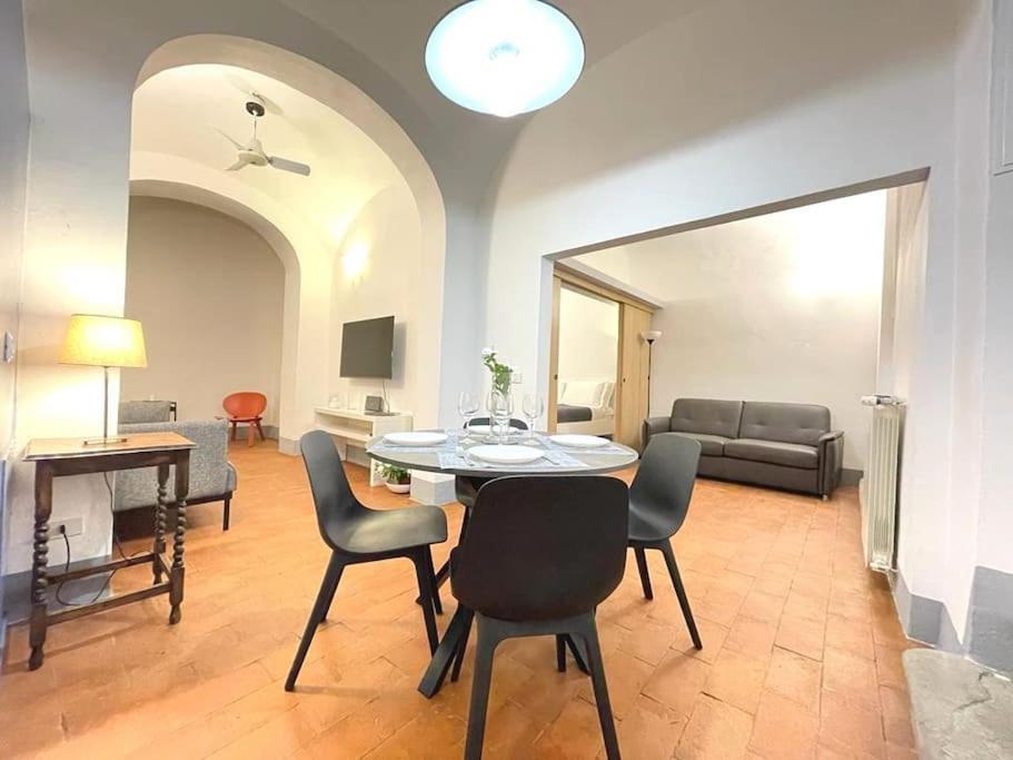 La Casa Di Ugo-A Due Passi Dal Duomo Lejlighed Firenze Eksteriør billede